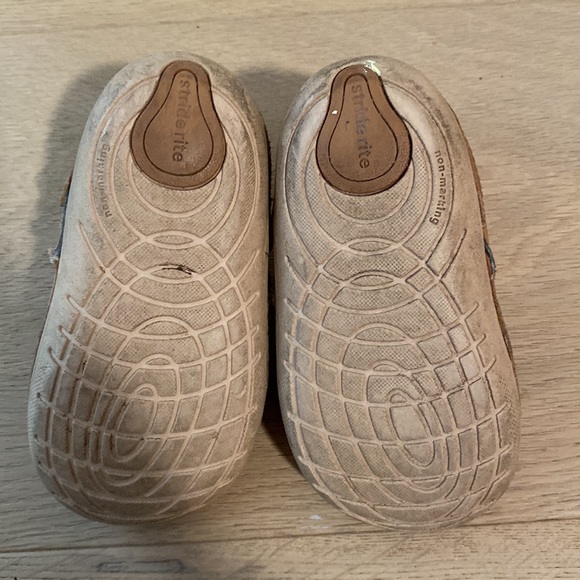 Stride Rite Soft Motion Shoes - Picture 5 of 6